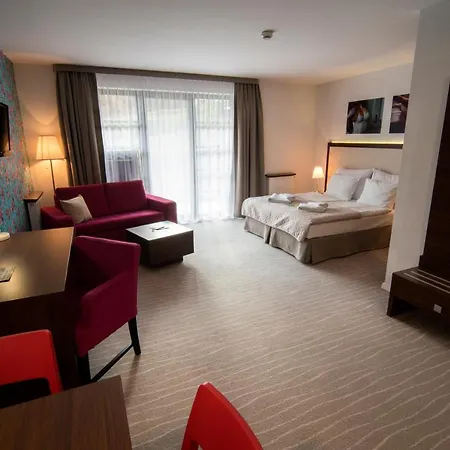 Flinski Sport & Hotel apartamentowy 2*