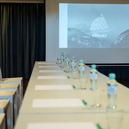 Flinski Sport & Hotel apartamentowy Świeradów-Zdrój